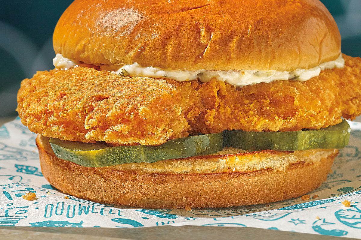 Review: Popeyes Spicy Cajun Flounder Sandwich