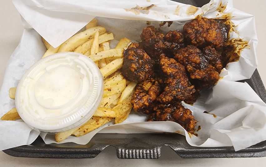 Winging It: Ghost Rush and Pecker Wrecker Boneless Bites from Wing Daddy’s Sauce House