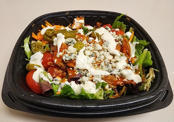 Review: Buffalo Ranch Chicken (Extra Spicy) Salad from Whataburger