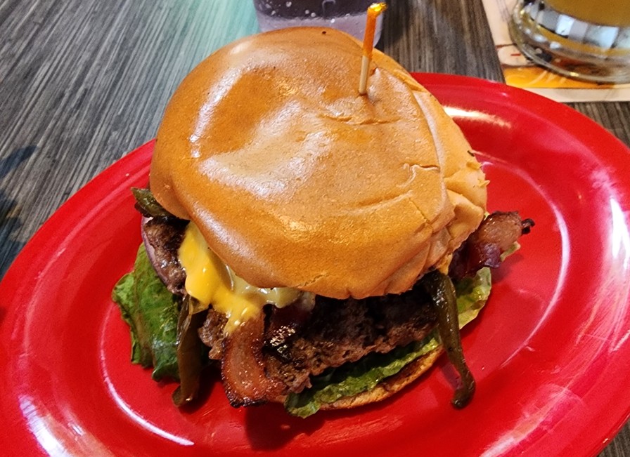 Review: Grilled Jalapeno Bacon Cheeser from The Garage Burgers & Beer ...